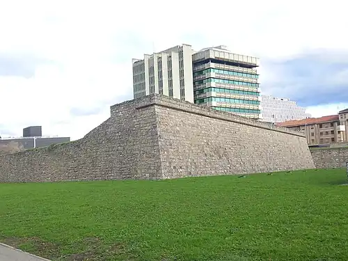 Media luna de Santa Lucía, cara sur