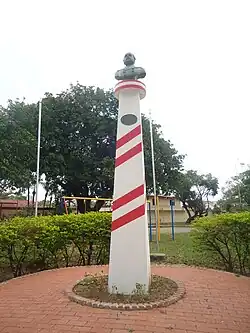 Monumento en la Plaza Perú de Santa Cruz de la Sierra, Bolivia.
