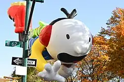 Un globo de Greg en el desfile del Macy's Thanksgiving de 2017