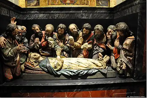 La Dormición de la Virgen, relieve en la capilla de igual nombre.