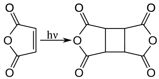Maleic anhydride dimerización
