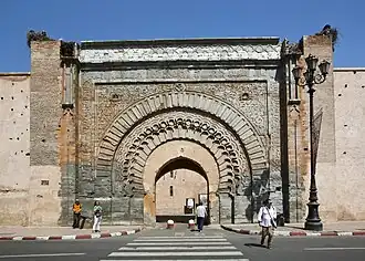Bab Agnaou (1188-1190), la principal puerta pública de la Qasba de Marrakech
