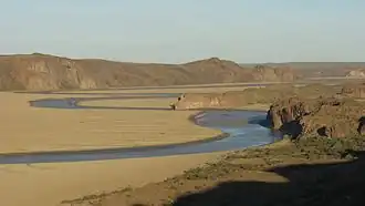 Ria del Río Deseado, en su desembocadura al mar.