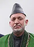 Hamid Karzai, expresidente afgano (2001–2014) y líder de los popalzai clan de los durranis.