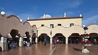 Patio interior del mercado.