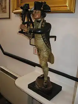 Escultura de uno de sus personajes