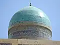 Una de las cúpulas de la la madrasa Mir-i-Arab .