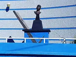 Monumento a Efren Rebolledo.