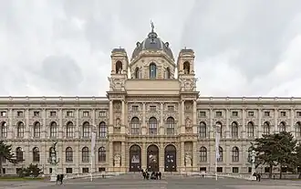 El gemelo Naturhistorisches Museum (1872-1891)