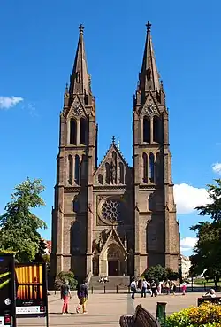 Iglesia de san Ludmila en Vinohrady, nuevo edificio