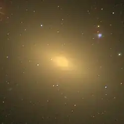 Imagen de galaxia NGC 4697, por el proyecto Sloan Digital Sky Survey.