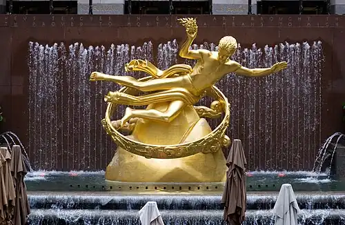 Estatua de Prometeo de Paul Manship en el Rockefeller Center (1934).