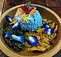 Plato de nasi kerabu.