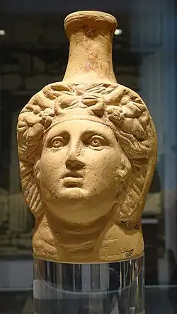 Lécito con cabeza de Dioniso (siglo I a. C.)