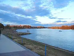 Paseo de la Costa en la ciudad de Neuquén.