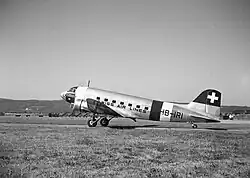 Douglas DC-3 de Swissair pintado con colores de avión neutral durante la Segunda Guerra Mundial (1939-45)