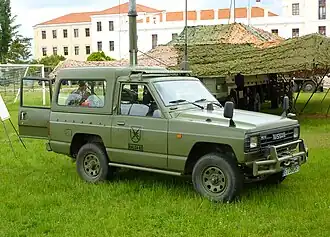 Nissan Patrol MC-4 carrozado estación meteorológica.