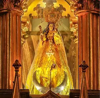 Nuestrasenoracisnealtar