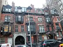 146-156 de East 89th Street