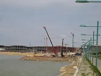 Obras en el frente fluvial