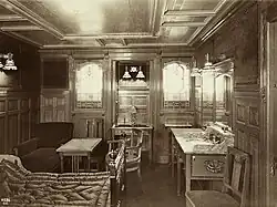 Suite C-64 del Olympic de primera clase, decorada en estilo neerlandés moderno.
