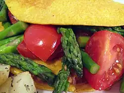 Tortilla provenzal con espárragos verdes