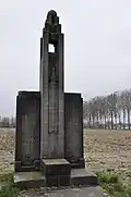 Monumento de guerra (véase enlaces externos).