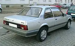 Opel Ascona C sedán 2 puertas