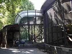 Alojamiento exterior de los orangutanes