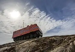 Tractor para nieve Kharkovchanka utilizado en la Antártida desde 1959 a 2010