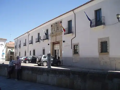 Palacio episcopal de Coria.