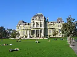 Palacio de Justicia de Lausana (1877-1886), antiguo Tribunal federal, obra de Benjamin Recordon