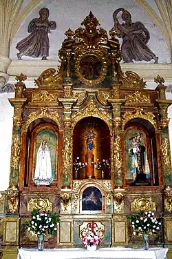 Retablo barroco en la capilla de san Ildefonso
