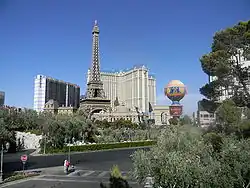 Réplica en el Hotel Paris Las Vegas, Nevada (Estados Unidos) (165 m; año 1997)