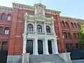 Edificio del Centro Superior de Estudios de la Defensa Nacional (CESEDEN), antiguo Colegio Nacional de Sordomudos y Ciegos (1887, Madrid).