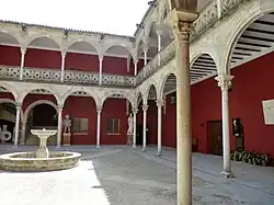 Patio interior de la Casa de las Torres