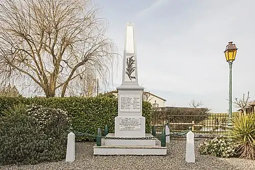 El monumento de la guerra.