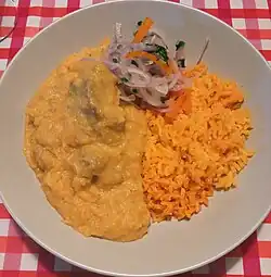 Pepián de choclo con salsa criolla (Piura)