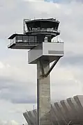 Torre de control del Aeropuerto Internacional de Fráncfort del Meno, Alemania