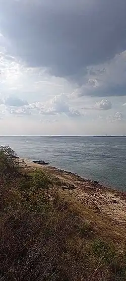 Una de las playas de Yahapé, empedradas en su mayoría