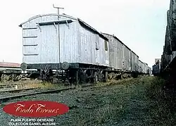 Material rodante sobre los desvíos de la estación a fines de los setenta.