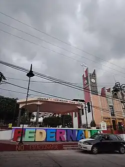 Plaza de la tenencia de Pedernales, Michoacán.