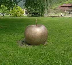 Pomme (Claude Lalanne)