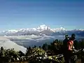 Gurja Himal (izqda)
