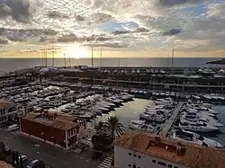 Imagen actual de Port Adriano, el puerto deportivo de El Toro.