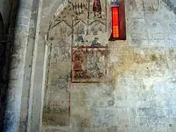 Frescos de la iglesia.