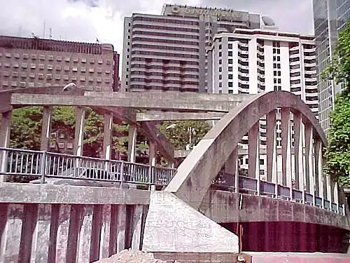 Puente de Colinas de Bello Monte.