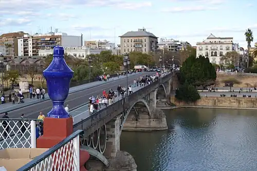 Puente de Triana desde el Altozano
