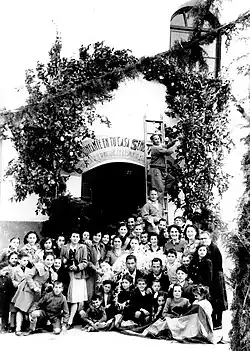 Puerta de entrada a la antigua ermita
