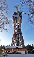 Torre mirador (2013) en la montaña Pyramidenkogel, en Carintia